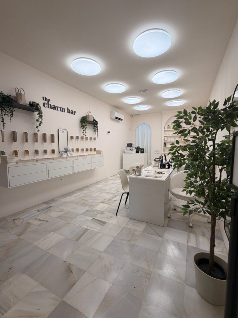 COMMERCIAL PROJECTS